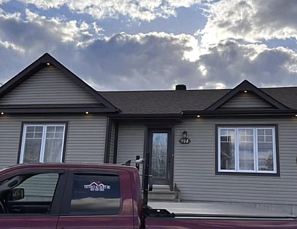 Finition toit résidentielle — couvreur Granby RBQ